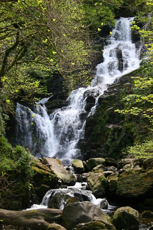 Waterfalls Ireland.jpg